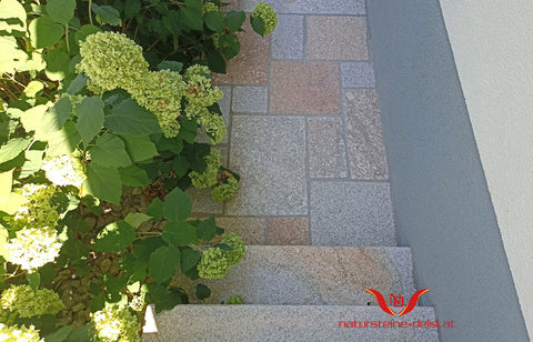 Granit Histora Pur Antik Stufe – Naturstein Trittstufen für Garten- und Außentreppen