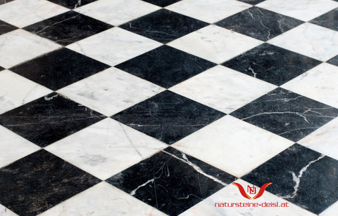 MARMOR BIANCO CARRARA ANTIKMARMOR FLIESE