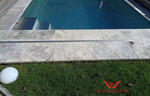 TRAVERTIN SILVER PREMIUM POOL-BECKENRAND-STEIN