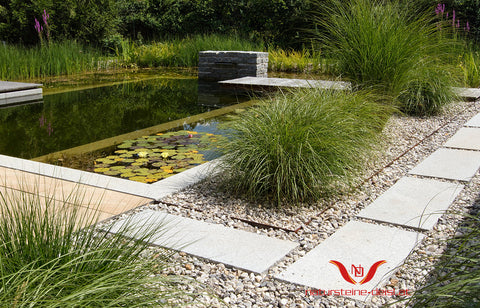 HARTBERGER GRANIT GRAU und GRAU-GELB GARTENPLATTEN, Kanten gespalten und allseits sandgestrahlt