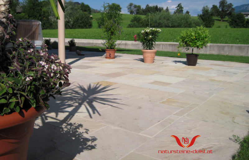 Handmuster Hartsandstein Mint Terrassenplatte