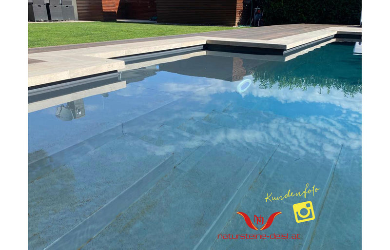 Feinsteinzeug Travertin Beige Vein Cut Poolumrandung