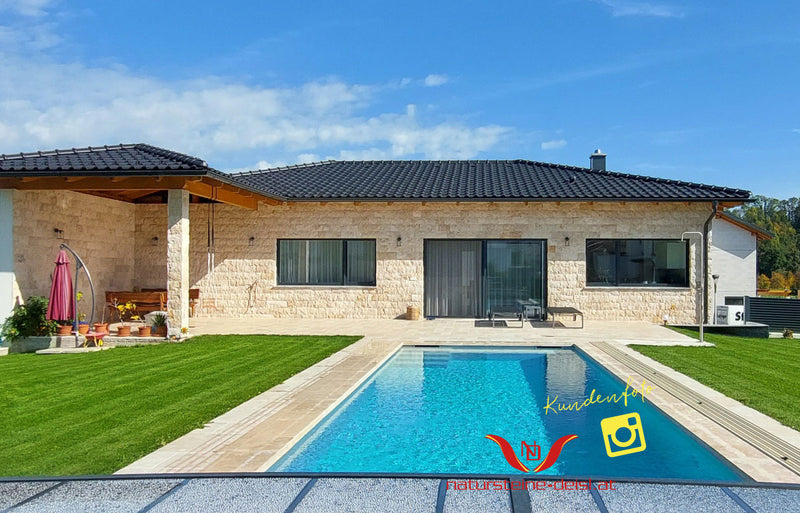 Travertin Beige Poolumrandung mit Winkel