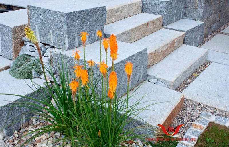 Hartberger Granit Grau-Gelb Blockstufe