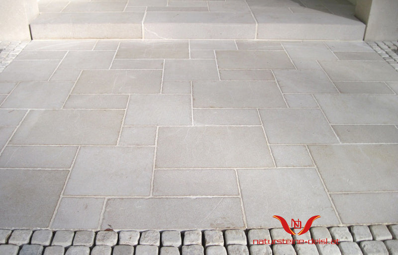 Kalkstein Laguna Crema Terrassenplatten
