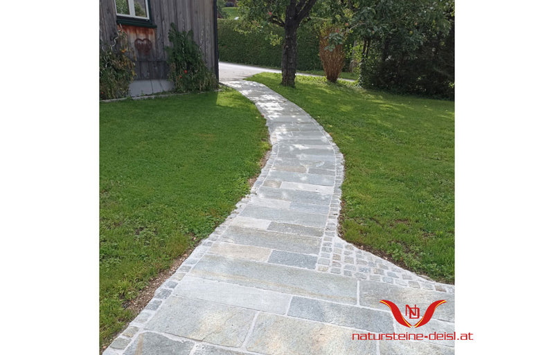 Luserna Gneis Mixcolor Terrassenplatten handbekantet